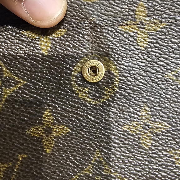 Louis Vuitton wallet - Picture 5 of 9